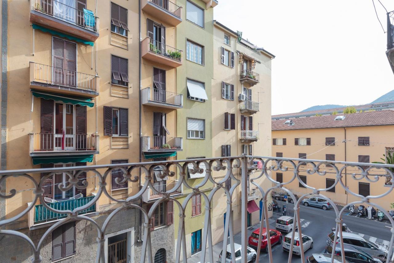 Il Poeta E La Stella Daire La Spezia Dış mekan fotoğraf